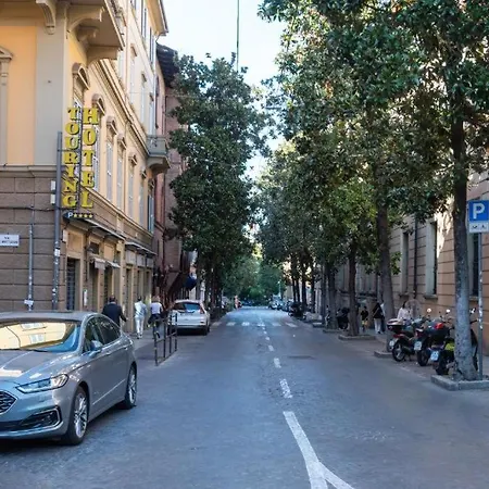 Guest house Due Torri 1 Luxury Palace- Bedinbolognacentro